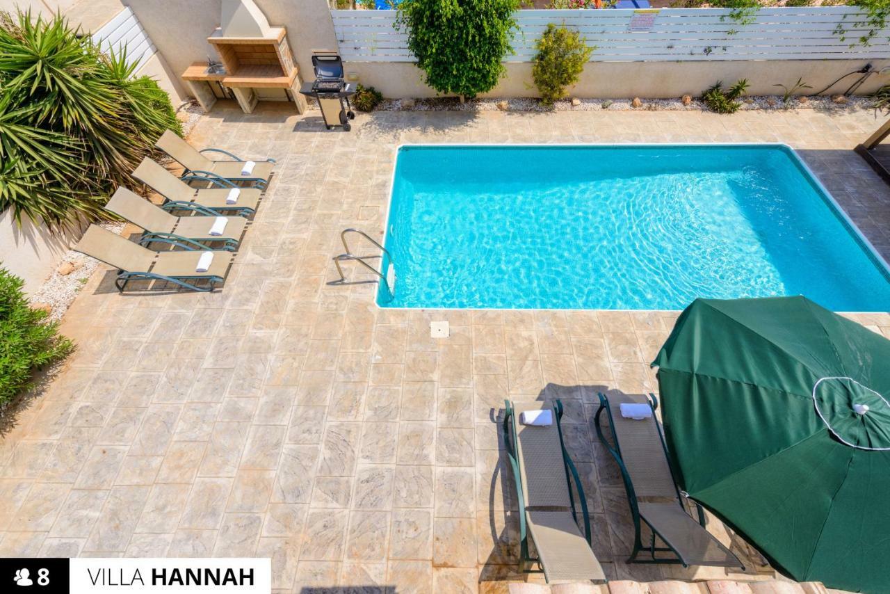 Blue Water Bay Villas باراليمني المظهر الخارجي الصورة